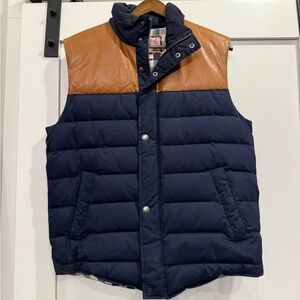 Brooks Brothers Navy and Tan Puffer Vest